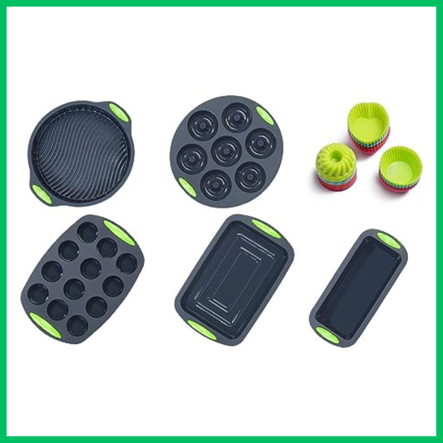 RÉCOMPENSE - 41 PIÈCES DE MOULINS DE CUISSON EN SILICONE PASSABLES AU LAVE-VAISSELLE (VALEUR 55 $)